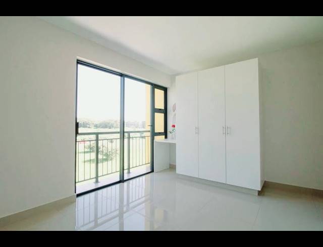 2 BEDROOM APARTMENT FOR SALE IN UMHLANGA RIDGE
